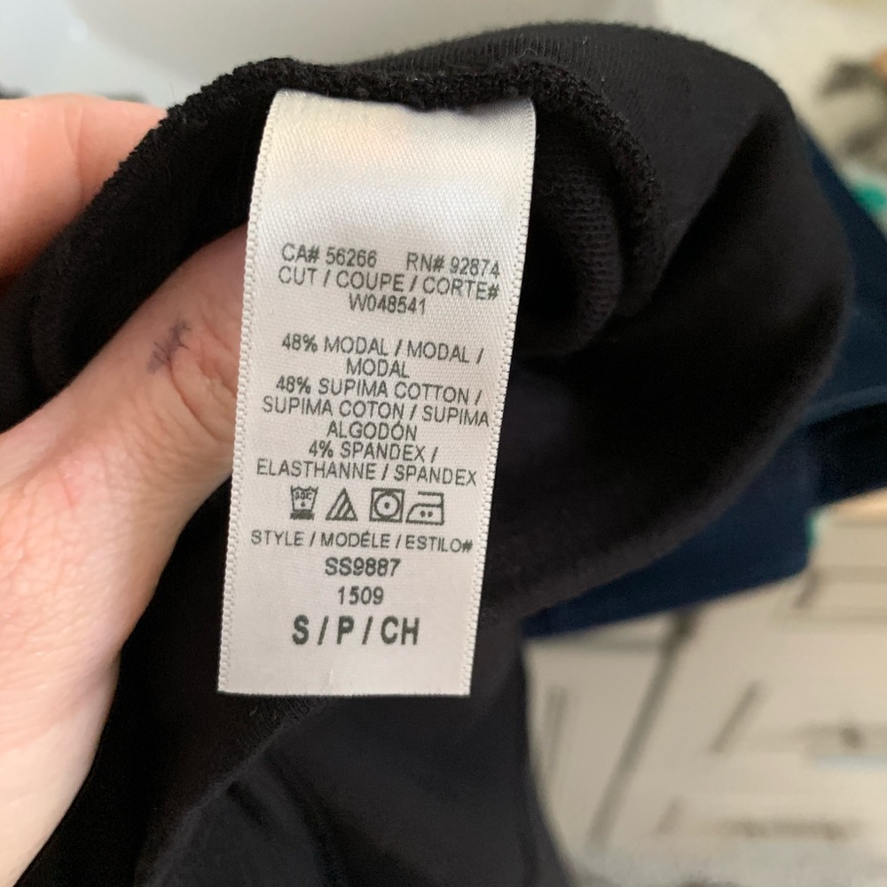 SOLD SPLENDID Mini Flutter Black Stretch Skirt - Picture 7 of 7